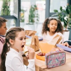 Brisby 4 Laags Geïsoleerde Koeltas - Lunchtas 1.5 Liter - Roze Eenhoorn -Gekoelde Tassen Winkel 1200x1200 147