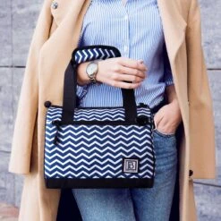 Brisby 4 Laags Geïsoleerde Koeltas - Lunchtas 10 Liter - Zigzag Blauw 9 Brisby 4 Laags Geïsoleerde Koeltas - Lunchtas 10 Liter - Zigzag Blauw -Gekoelde Tassen Winkel 1200x1200 214