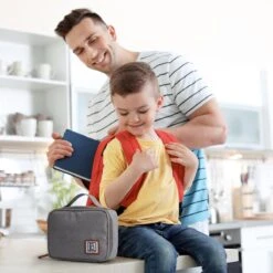 Brisby 4 Laags Geïsoleerde Koeltas - Lunchtas 1.5 Liter - Lichtgrijs -Gekoelde Tassen Winkel 1200x1200 331