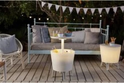 Keter Coolbar Partytafel – Lichtgevend - 49,5x49,5x57cm - Wit 17 Keter Coolbar Partytafel – Lichtgevend - 49,5x49,5x57cm - Wit -Gekoelde Tassen Winkel 1200x806 1