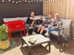 AXI Retro Cooler Rood - Koeler Met Wielen - 76L Inhoud - Koelbox Met Aftapkraan -Gekoelde Tassen Winkel 1200x900 5