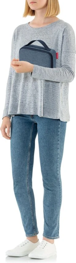 Reisenthel Thermocase Lunchbox - 1,5L - Twist Blue Blauw 5 Reisenthel Thermocase Lunchbox - 1,5L - Twist Blue Blauw -Gekoelde Tassen Winkel 347x1200